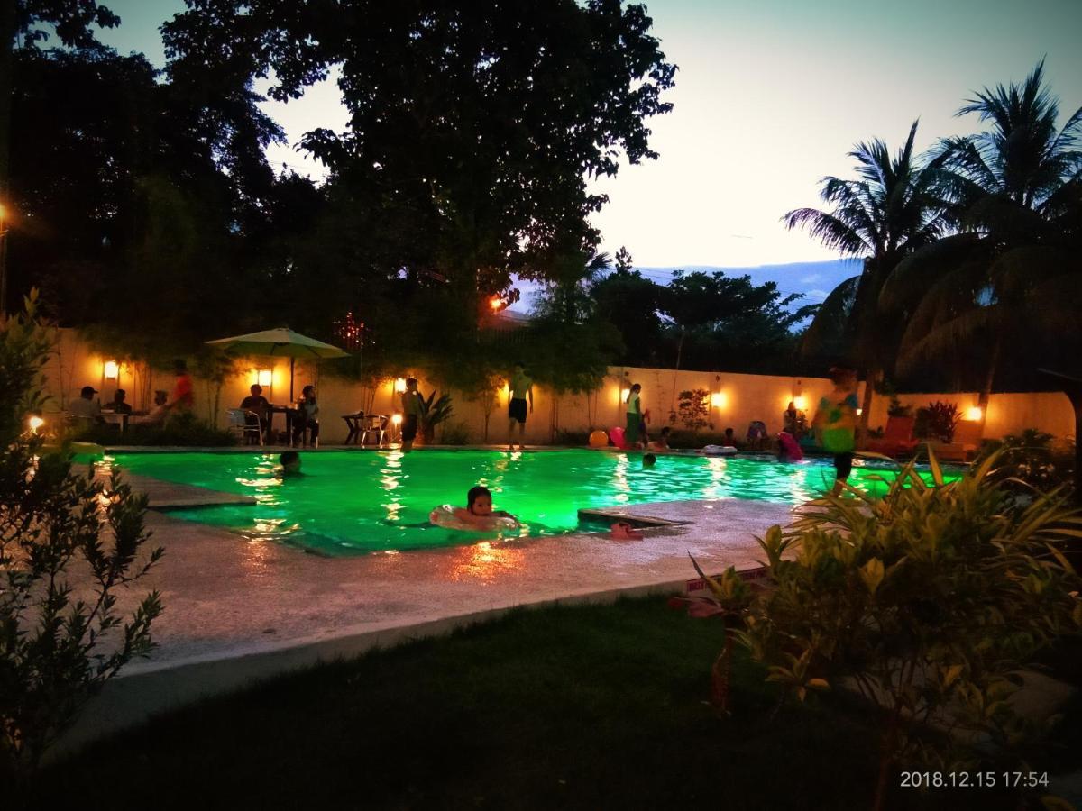 1888 Beach Resort Dumaguete City ภายนอก รูปภาพ