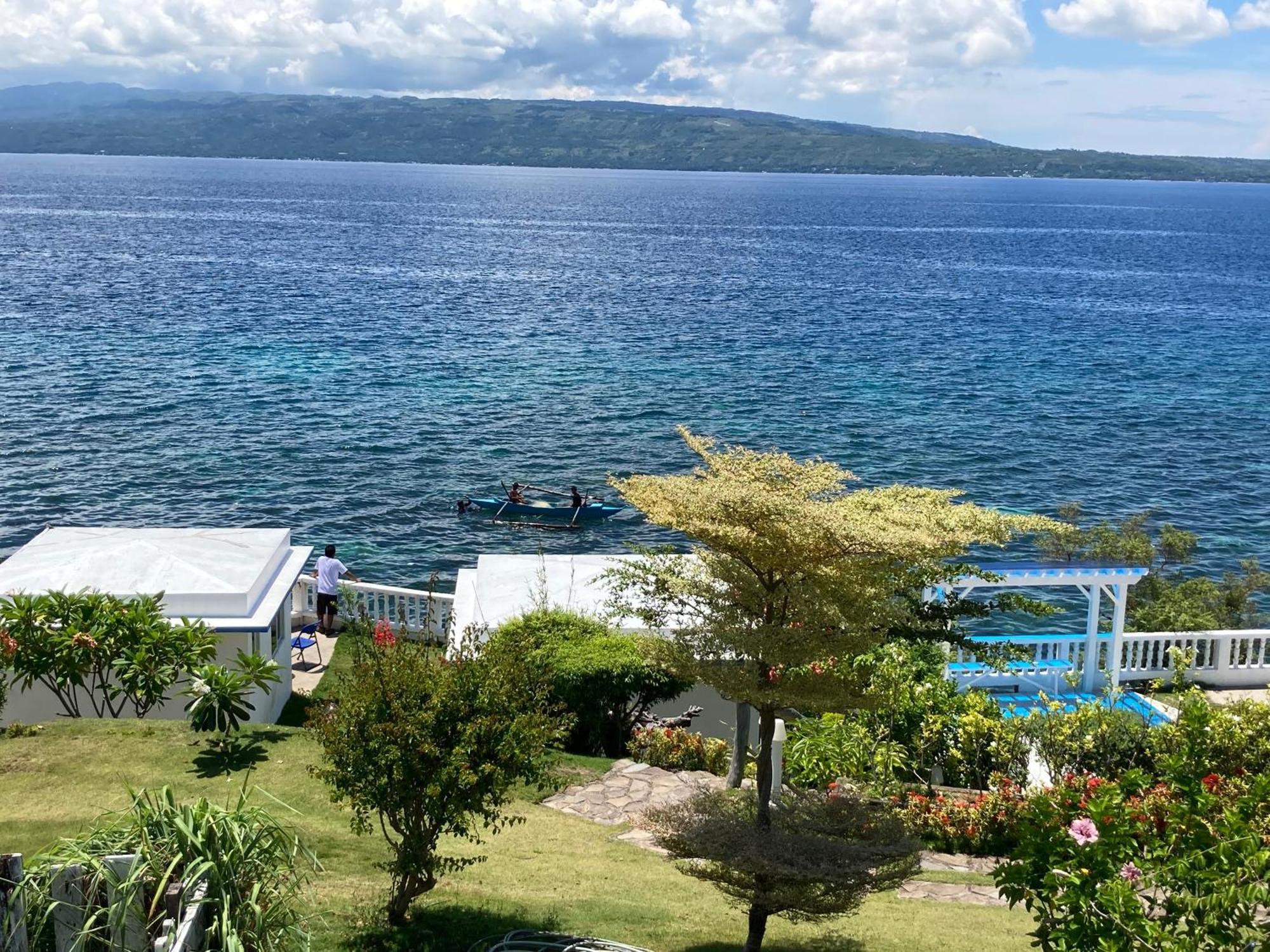 1888 Beach Resort Dumaguete City ภายนอก รูปภาพ