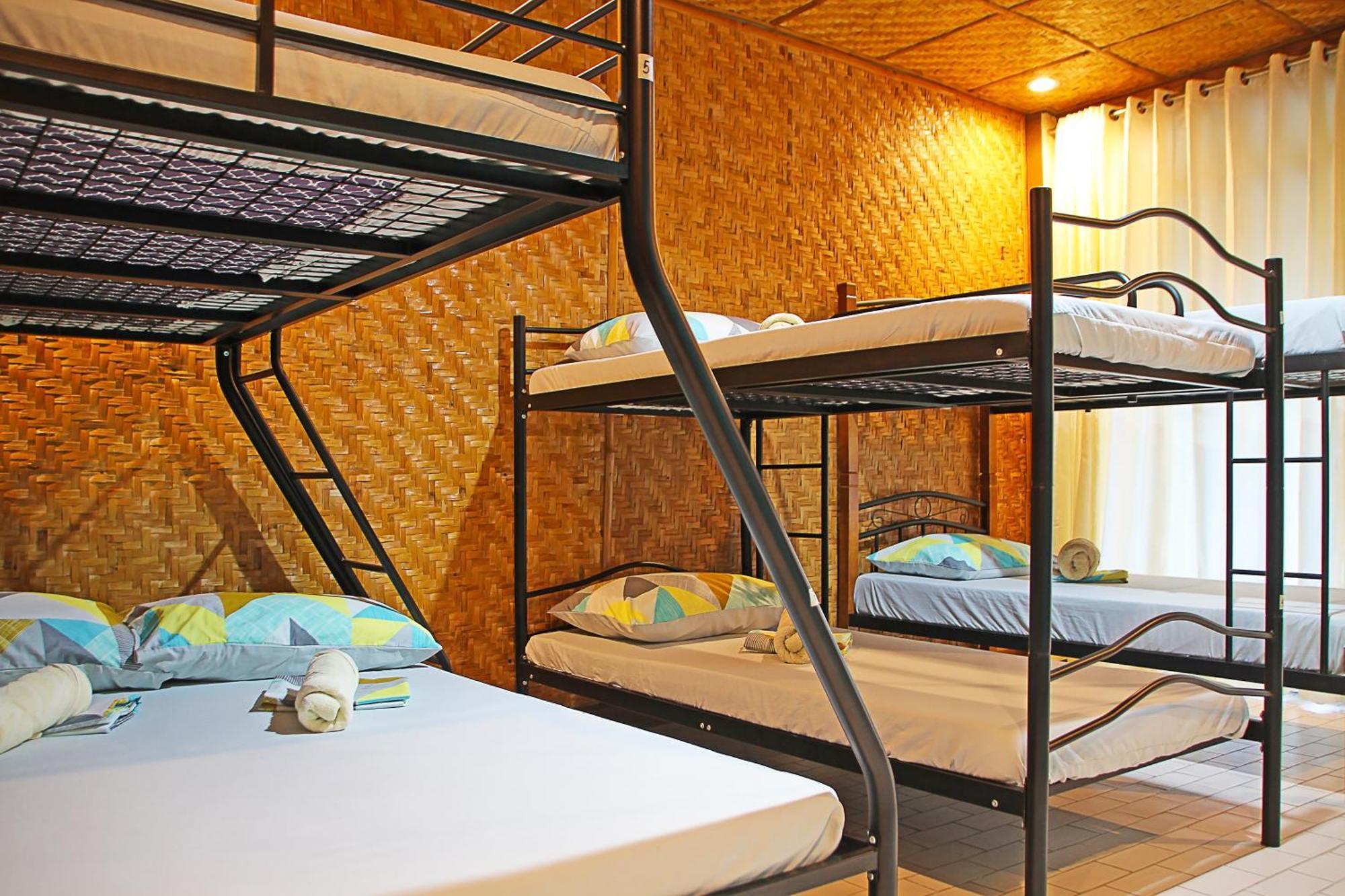 1888 Beach Resort Dumaguete City ภายนอก รูปภาพ