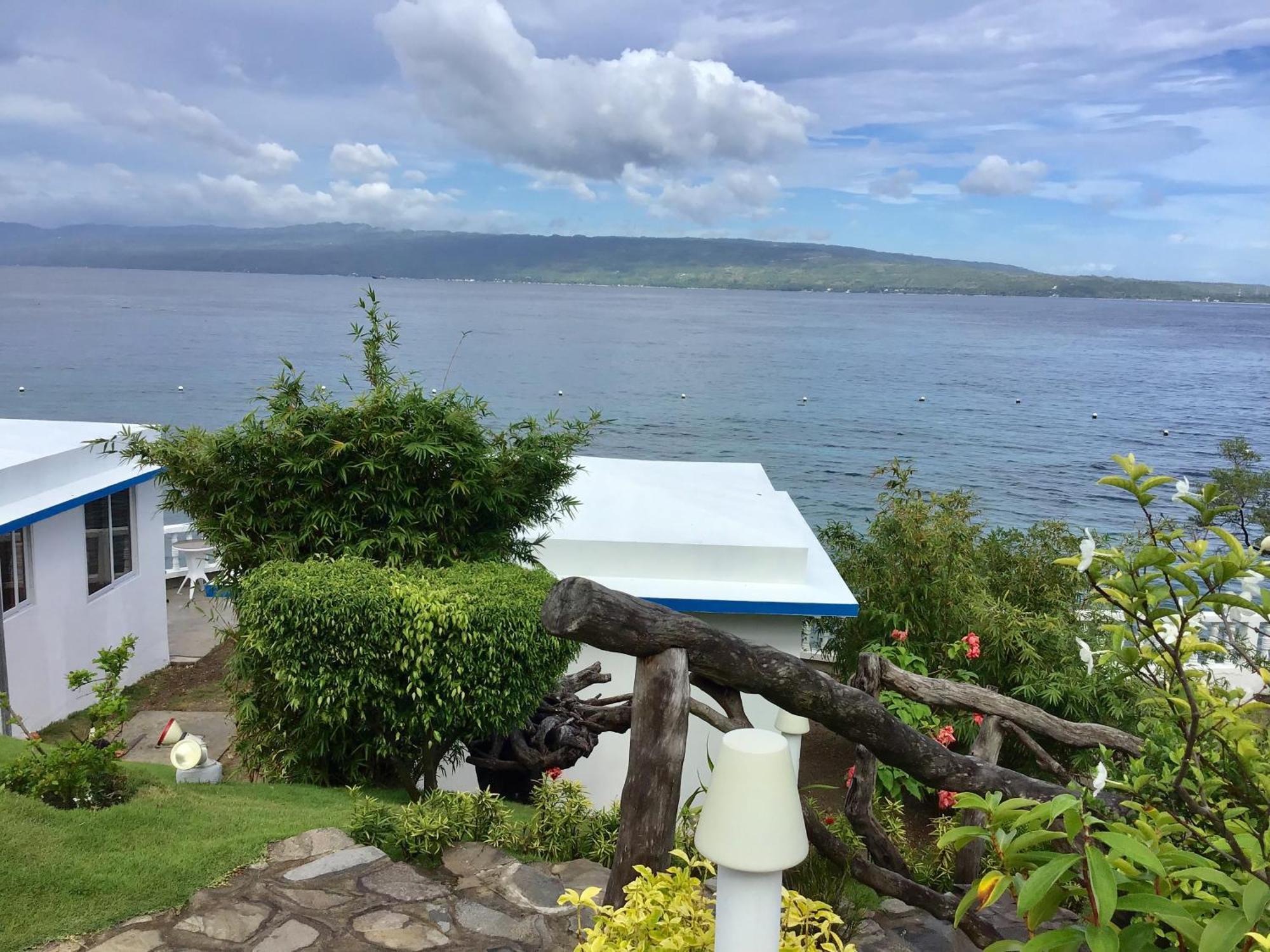 1888 Beach Resort Dumaguete City ภายนอก รูปภาพ