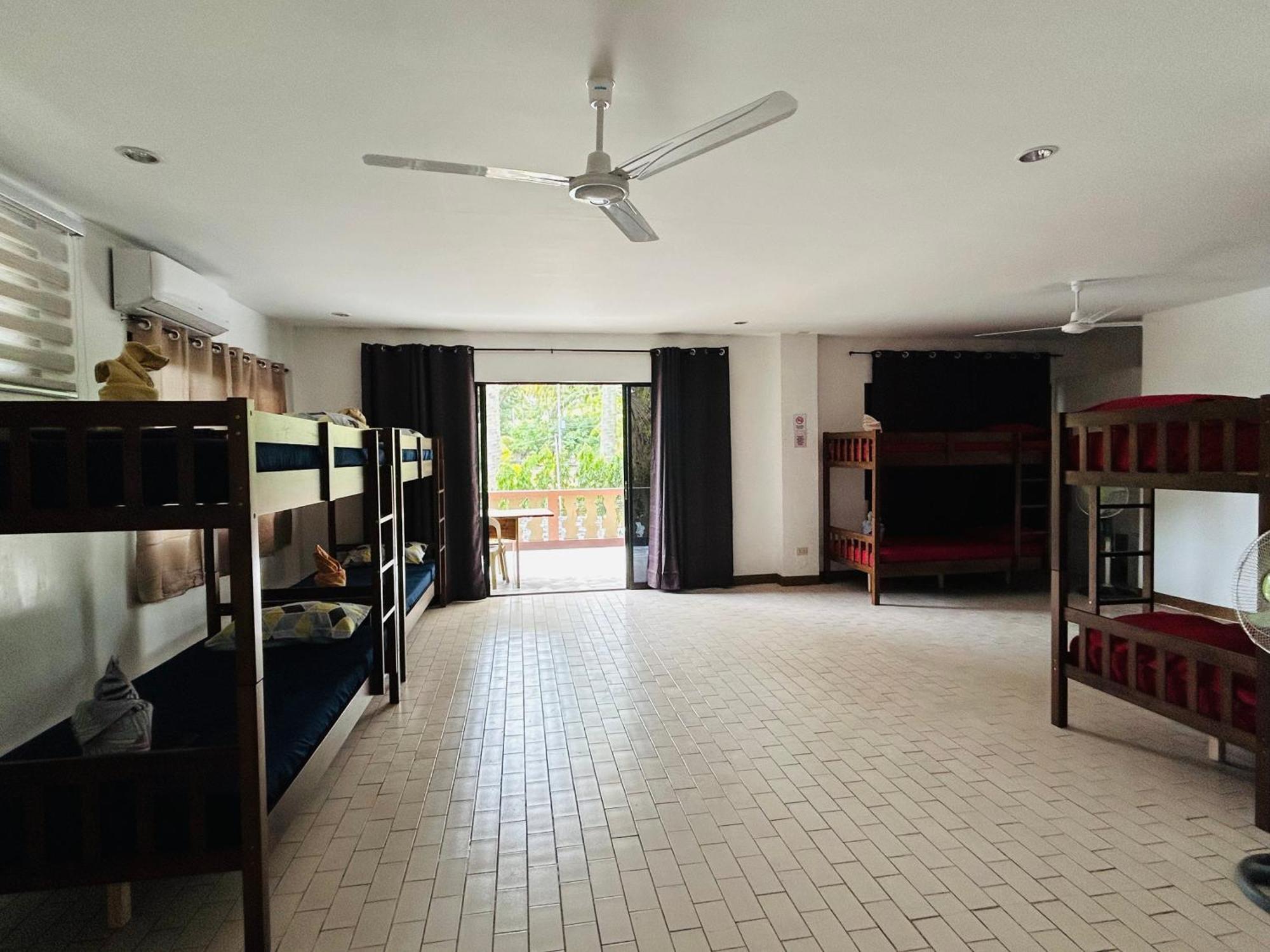 1888 Beach Resort Dumaguete City ภายนอก รูปภาพ